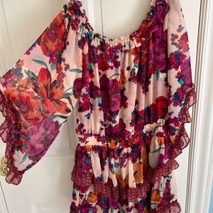 MISA DRESS SIZE M. VERY GOOD CONDITION